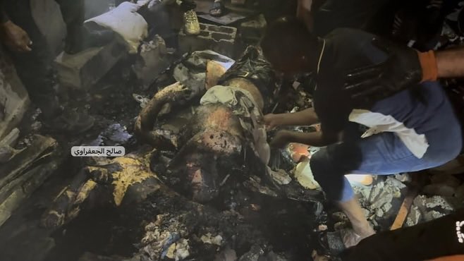 7MohammedKhaled's tweet photo. Israel bombed Mustafa Hafez School in Gaza killing 11 Palestinians. https://t.co/5B3yEvBDJU
