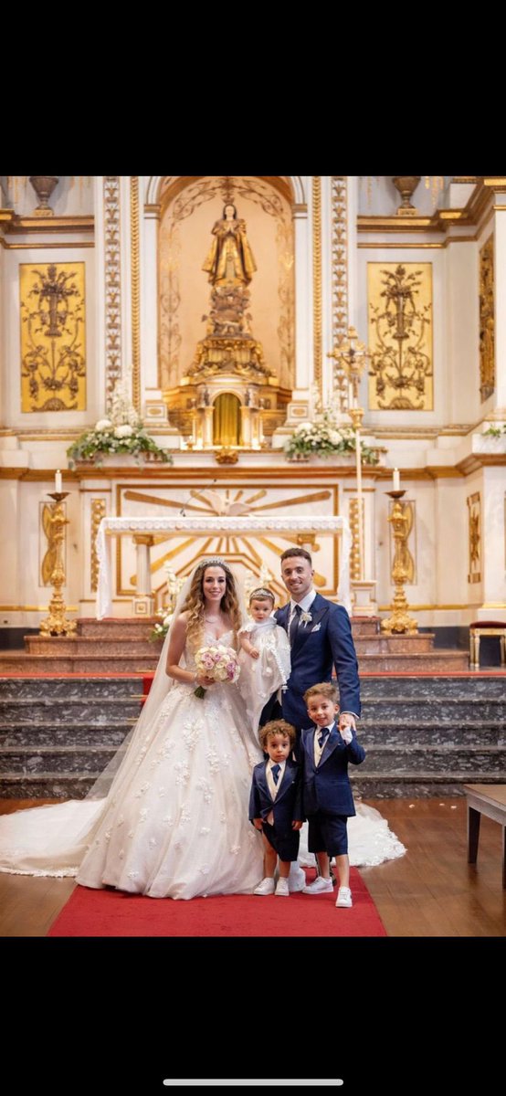 This is heartbreaking 💔💔💔

My Prayers go out to the Family…..

Losing 2 Sons, a husband, a Dad. Cant even imagine what they are going through. May God look after them

RIP Diogo and Andre 🕊️🕊️🕊️