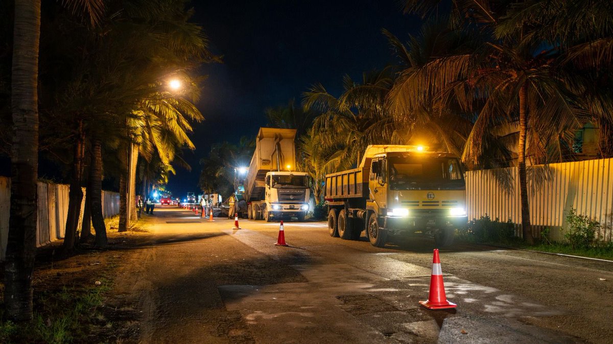 The Road &amp; Airfield Maintenance Section of the Facilities Management Department have started paving asphalt on main airport entrance road last night. This work is part of the ongoing preparations for the opening of the new terminal at Velana International Airport. The full road