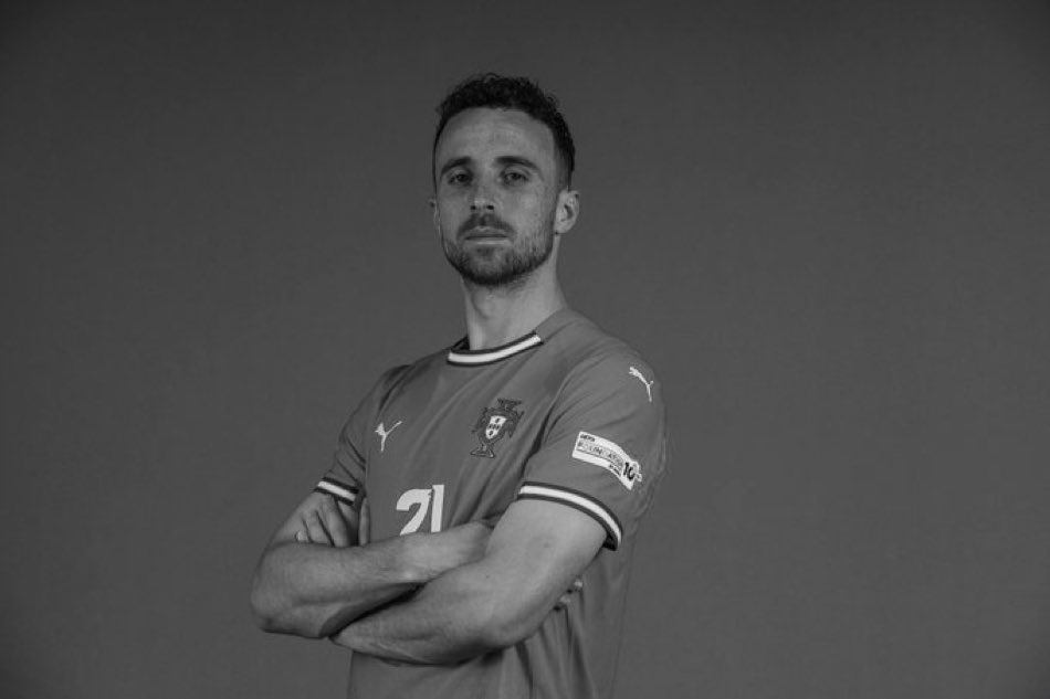 AmauryGnclvs's tweet photo. L’international portugais Diogo Jota est décédé d’un accident de la route, à seulement 28 ans. 

Le choc est terrible. Pensées à ses proches. https://t.co/R0RAE2nTP4