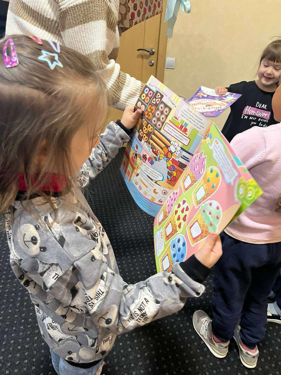 ravlyk_magazine's tweet image. Друзі, підтримайте, будь ласка,  друк безкоштовних видань діткам !!! Ще потрібно зібрати 23150!
PayPal: gartnyk@gmail.com     
Ukrsibbank: 5582 5921 0082 7816
або рах. UA433510050000026005878886546
send.monobank.ua/jar/7BUn9MV6zd
💳Номер к/б
4441 1111 2395 8765