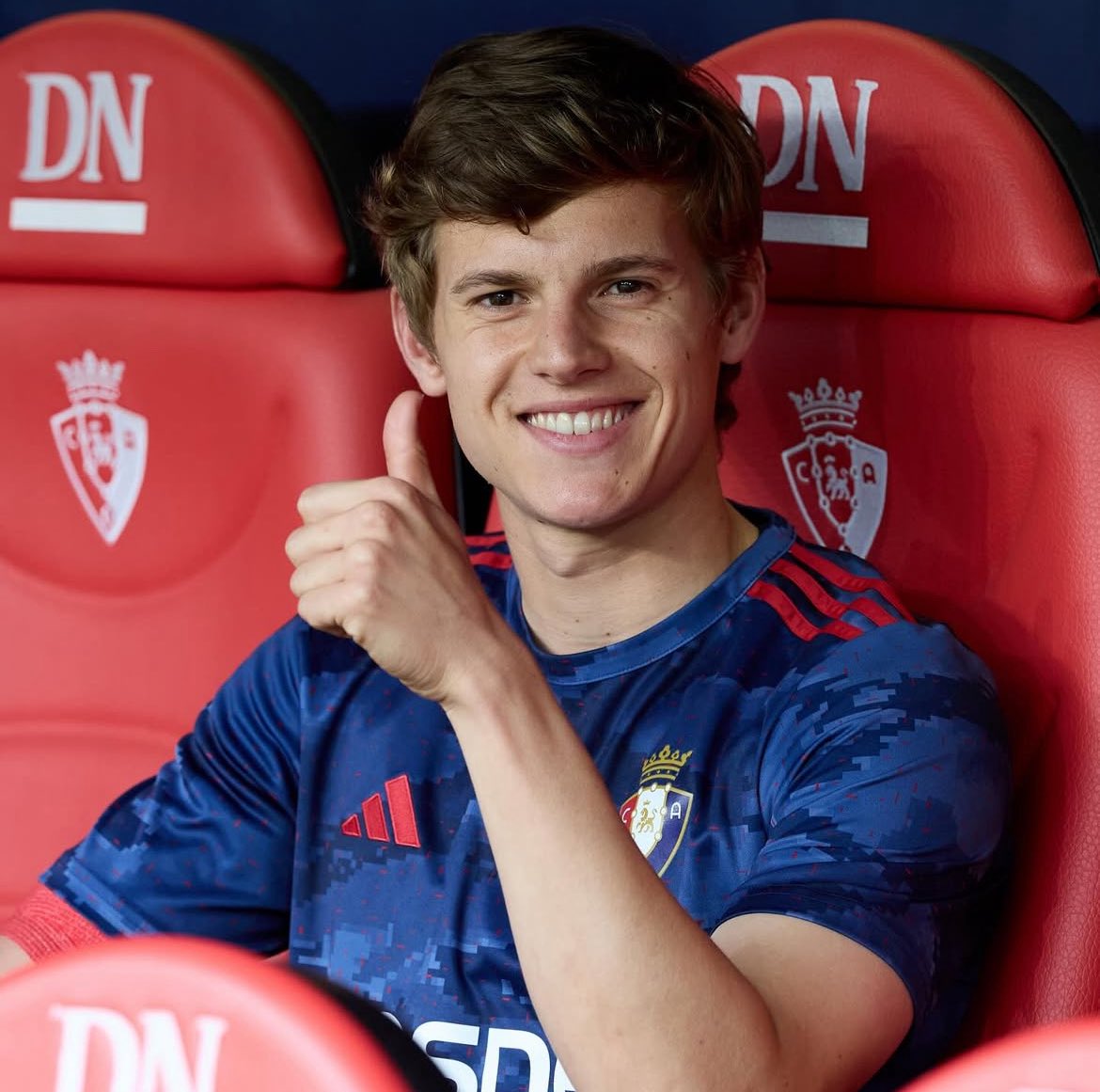 Daniel Arangay 14%🍐 (@danielarangay) on Twitter photo 👀Informa <a href="/__AngelGarcia__/">Cazurreando</a> que Mirandés, Racing de Ferrol y Tenerife están interesados en Xabi Huarte
🐗El hasta esta temporada capitán del Promesas, podría jugar en Segunda División esta temporada junto a los jabatos
👏Me alegraría por él si se acaba dando
#Osasuna #Mirandes 👀Informa <a href="/__AngelGarcia__/">Cazurreando</a> que Mirandés, Racing de Ferrol y Tenerife están interesados en Xabi Huarte
🐗El hasta esta temporada capitán del Promesas, podría jugar en Segunda División esta temporada junto a los jabatos
👏Me alegraría por él si se acaba dando
#Osasuna #Mirandes