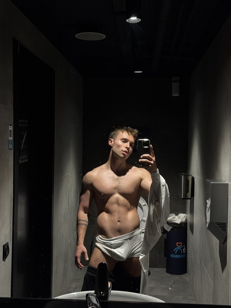 секретный ингредиент спортивного тела - 
✨тревога✨