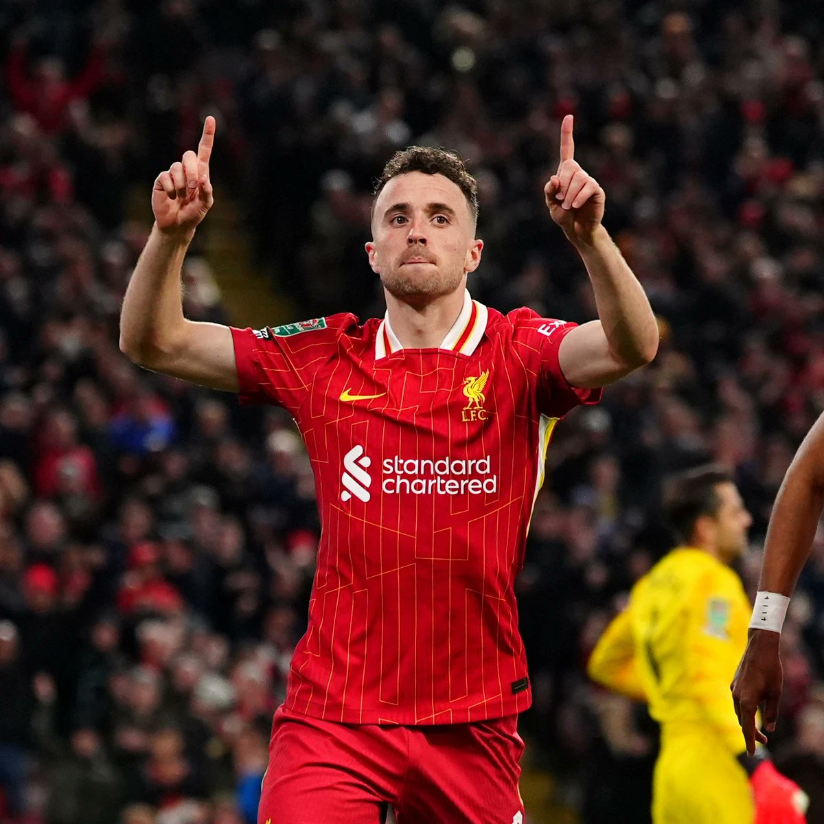 *Off topic
Nos unimos a las condolencias por el fallecimiento de Diogo Jota a los 28 años, futbolista del Liverpool y de la selección portuguesa.
El futbolista,padre de tres hijos, había contraído matrimonio hace 5 días. Es increíble cómo la vida puede golpearte.Descanse en paz.