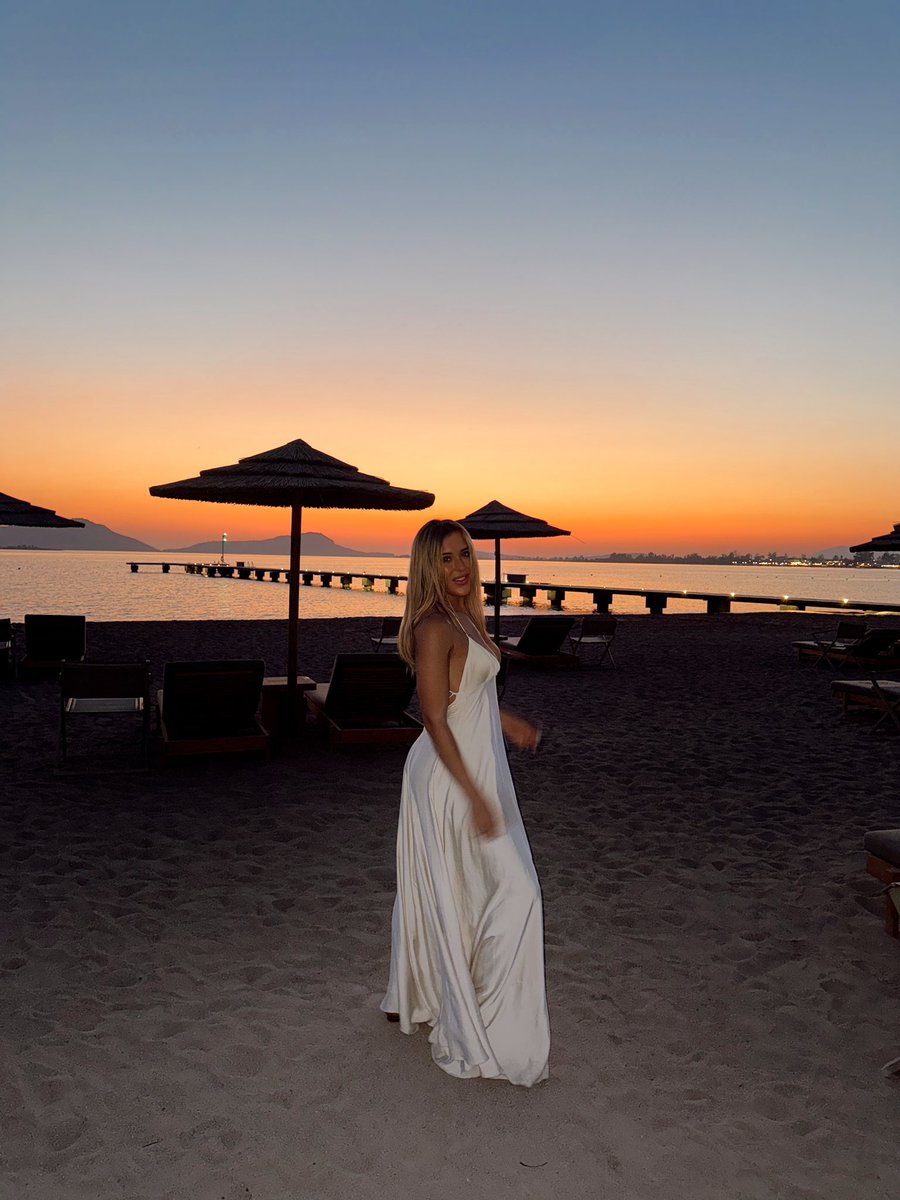 hot summer nights ♥️♥️♥️♥️