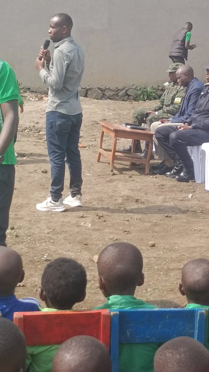 adolpheruk55321's tweet photo. ◼️NONAHA◼️
Mu karere ka Rubavu, Umurwnge wa Rubavu hari kubera igikorwa cyo gutaha ECD/BUGESERA ku nyubako yubaswe kubufatanye na #RNP_RDF
#UmurengeWaRubavu
#AkagariKamurara
#Umuduguduwakabere
#ubuyobozibwaKarerekarubavuNdetse ningabo basuye ECD nshya https://t.co/i6crsWTS0r