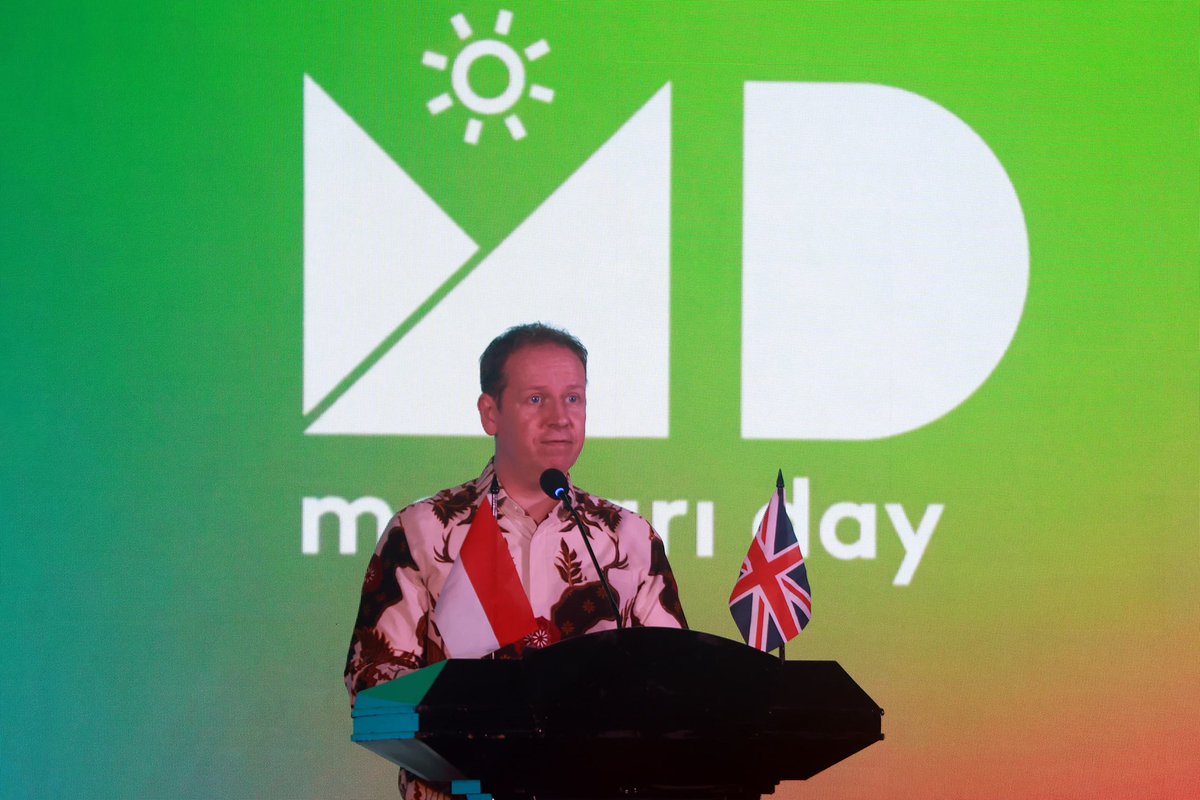 MattDowningFCDO's tweet photo. Great to celebrate #MENTARIDay 🇬🇧🇮🇩

5 years of success empowering local communities, unlocking green investment &amp; ensuring no one is left behind in Indonesia’s energy transition. Let’s continue strengthening UK–Indonesia collaboration for a liveable planet! #GreatPartnership https://t.co/d6KKYar36w