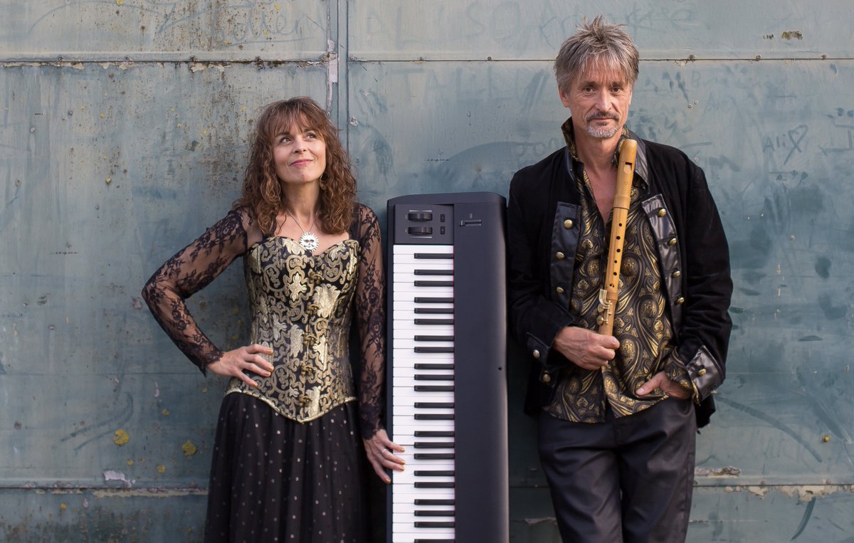 Red Kite Concerts (@redkiteconcerts) on Twitter photo Recorder Royalty <a href="/PiersAdams76531/">Piers Adams</a> and the wonderful Lyndy Mayle - BAROQUE ALCHEMY at RedKiteConcerts.com
Tickets £18
U18s free
This Sun July 6th 5-6pm
Cockayne Hatley Church SG19 2EA.
Exhilarating and enchanting music making . Recorder Royalty <a href="/PiersAdams76531/">Piers Adams</a> and the wonderful Lyndy Mayle - BAROQUE ALCHEMY at RedKiteConcerts.com
Tickets £18
U18s free
This Sun July 6th 5-6pm
Cockayne Hatley Church SG19 2EA.
Exhilarating and enchanting music making .