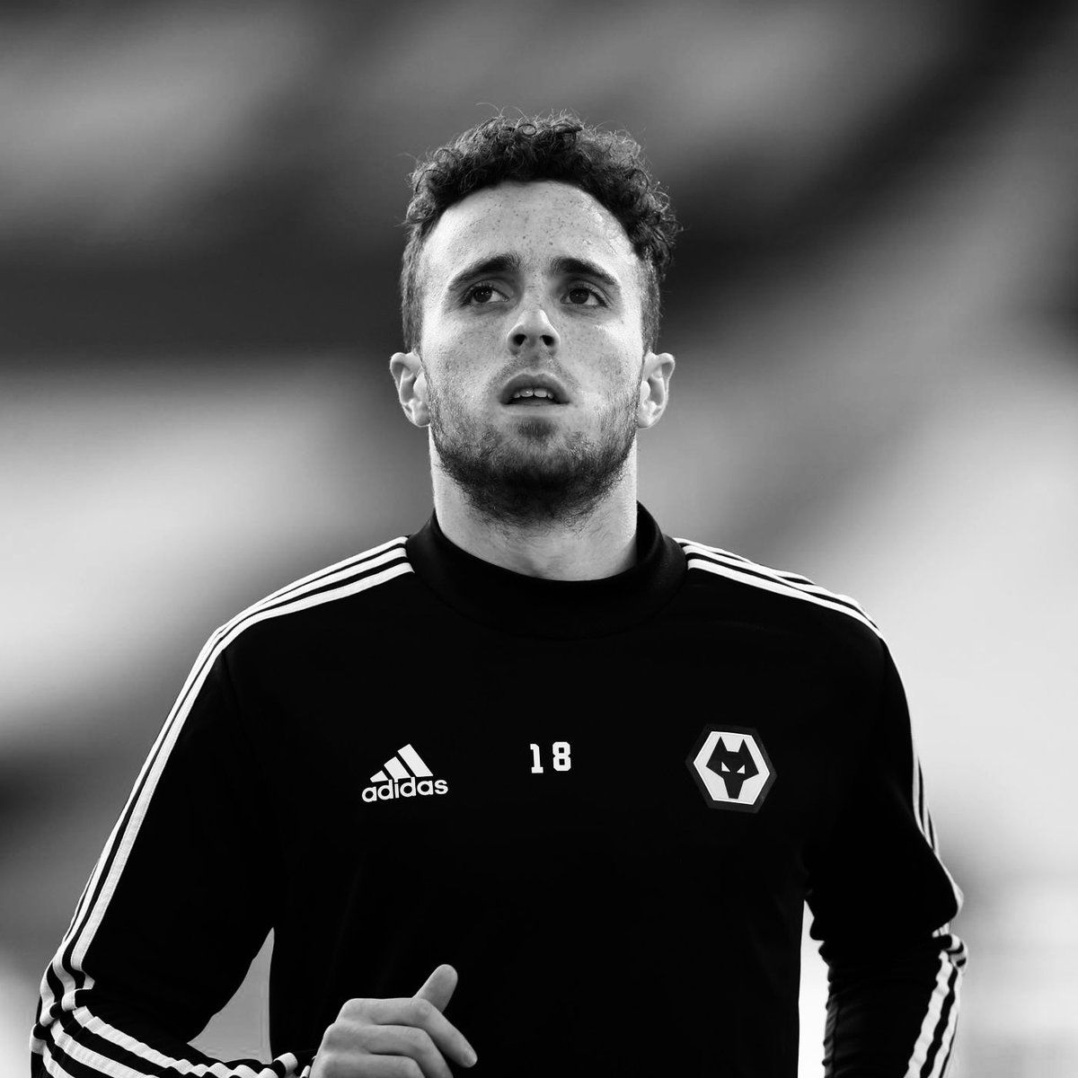 Devastating news coming out that former Wolves man Diogo Jota has passed away at the age of 28.

Heartbreaking news. 

Our thoughts go out to his family and friends💔