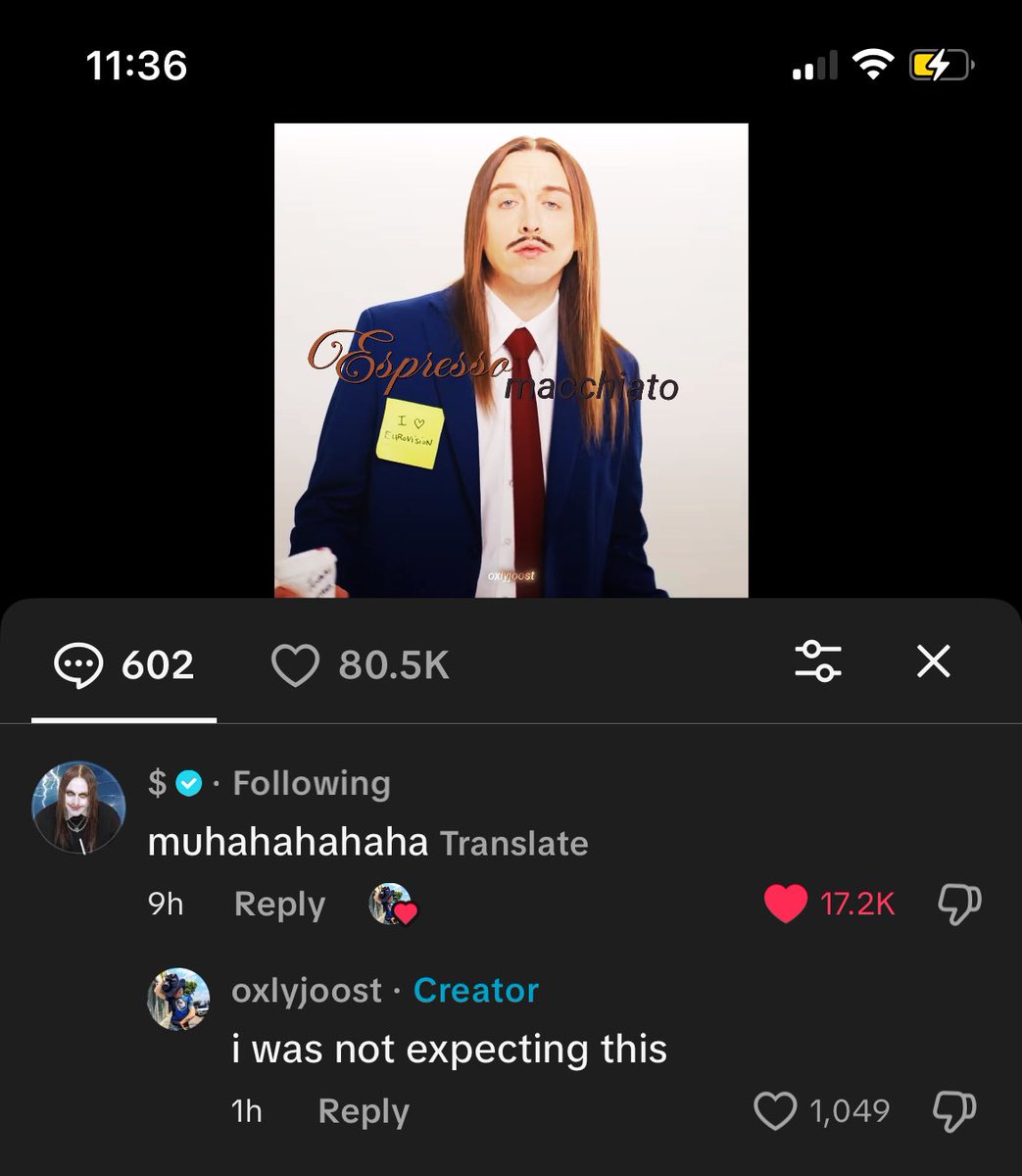 redlorerep's tweet image. how am i supposed to be normal about this ??