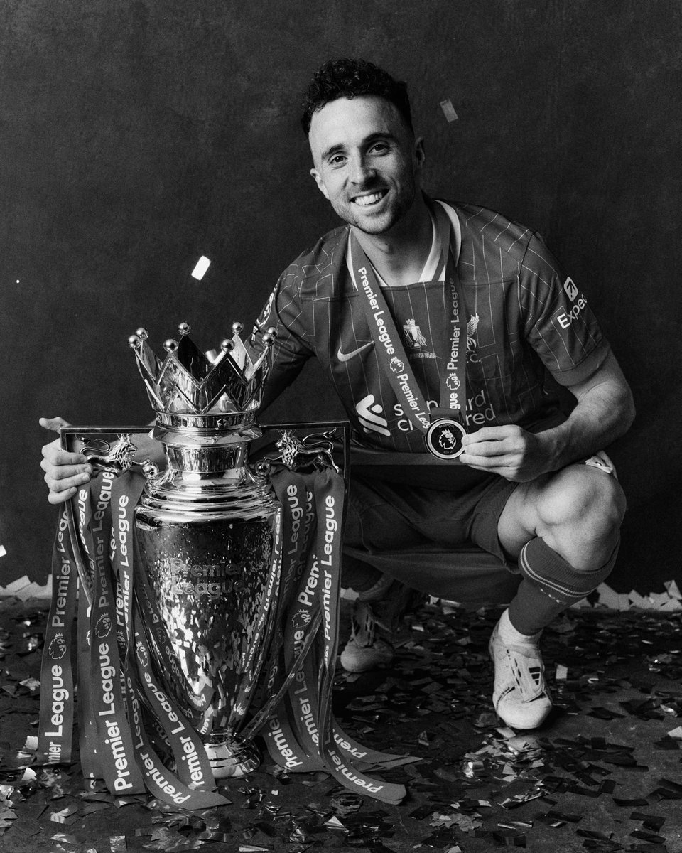DBLionsAVFC's tweet photo. #YNWA RIP Jota https://t.co/nefIdFx4ag