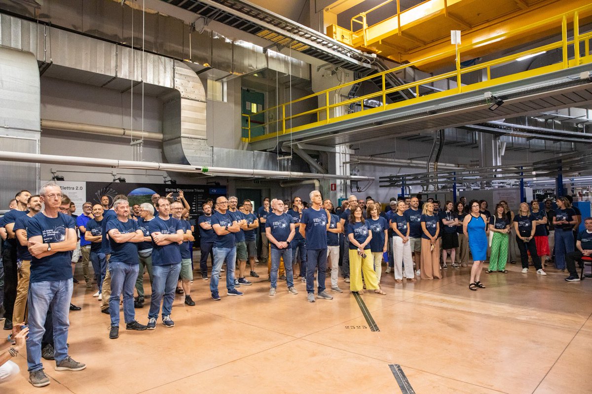 It was not a farewell but a new beginning!
Yesterday Elettra was switched off to start the realization of Elettra 2.0 ☀️☀️☀️
New light in 2026! 💡💡💡

Our story: vimeo.com/1098196288?p=0s