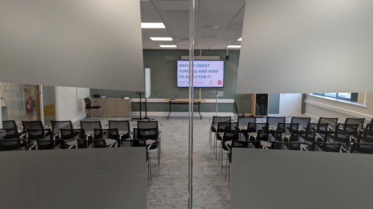 giftaidlite's tweet photo. Our conference room is ready and waiting for around 90 people, including clergy, laity, and speakers, for today's 'What is grant funding and how to apply it' at @DioManchester. 

@Ecclesiastical @benefactgroup @NatChurchTrust @churchofengland https://t.co/TtQbe7Rauk