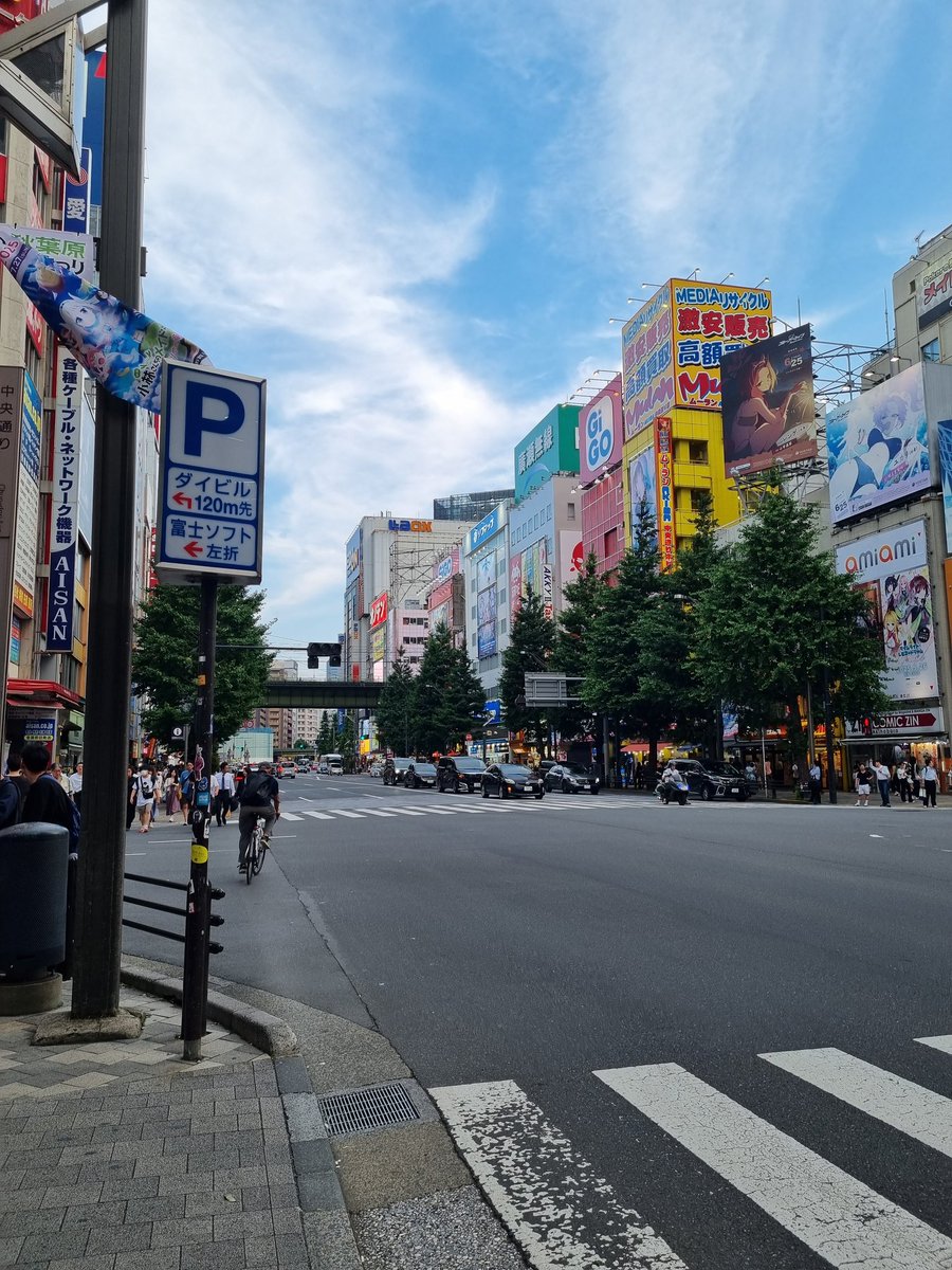 Gcool_'s tweet photo. 오랜만에 https://t.co/VNBoJy4PmU