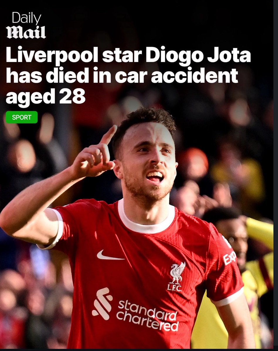 Ayayayaya mbega inkuru mbi 🙆🏻‍♂️🙆🏻‍♂️😭

Abanyamakuru b’Abanyespanye (Marca), LBC, Sky News, na Sky Sports batangaje ko Diogo Jota, umukinnyi wa Liverpool n’ikipe y’igihugu ya Portugal, yitabye Imana mu mpanuka y’imodoka mu gitondo cyo kuri uyu wa 3 Nyakanga 2025.