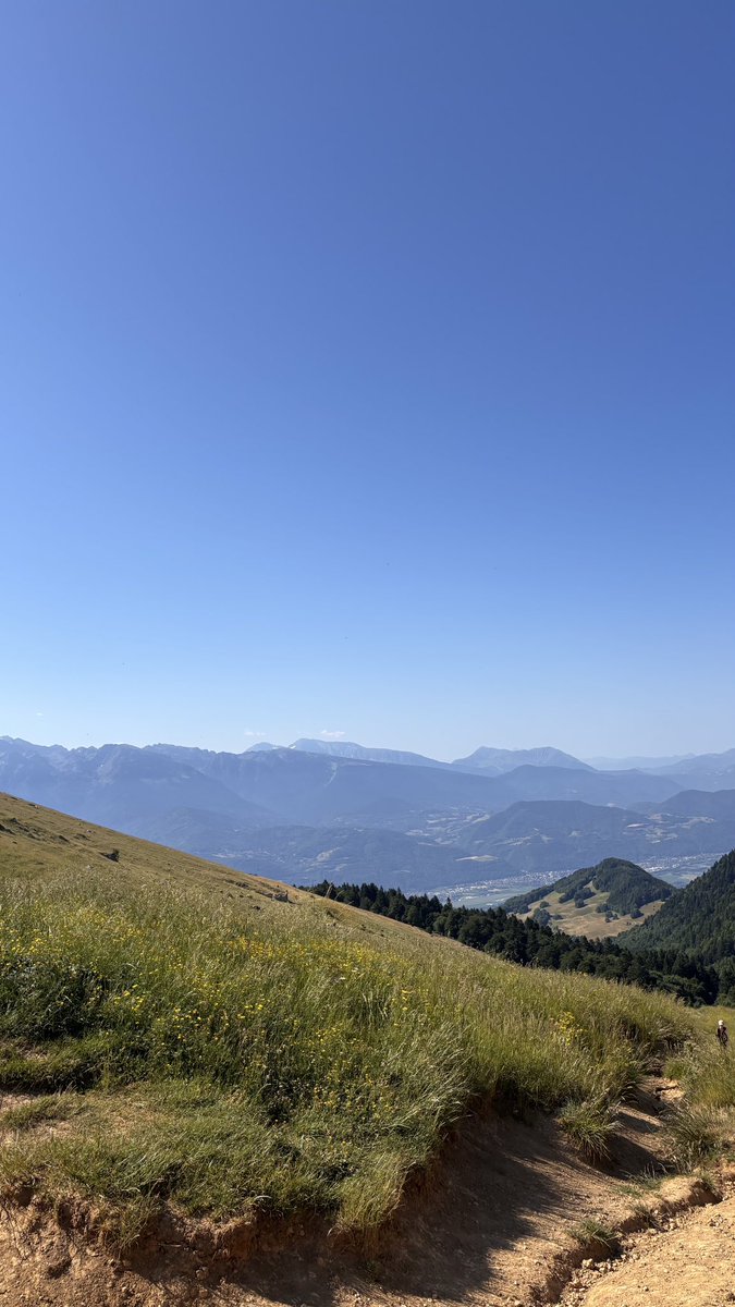 r4banne (@r4banne) on Twitter photo 