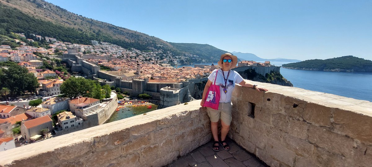 Ivana_Nika's tweet photo. Richard Brinsley Sheridan's theatre play The School for Scandal just started performing while we were in Dubrovnik so we decided to go and see it in a beautiful ambient of Fort Lovrijenac.
Styled as a comedy of manners, the play was 1st performed in 1777, and portrays idle-rich gossipmongers of Georgian society everso interested and invested in creating and sharing the intrigues and scandals of their quasi-moral socialite peers. Satyrical and comedic consequences arise when the same sharp point turns to those same subjects thus producing a dramatic catharsis.
Of course, the author's life heavily resembles the lives of his characters.

I had a feeling #AnneLister was somewhere close to this topic and really, she did hear of the play, and probably read the book she bought on the recommendation of Madame Galvani.

14th December 1826
"thence to Amyot (bookseller) rue de la Paix — he had not received English almanacks — bought an 18mo [octodecimo] copy of Sheridan’s School for Scandal (printed for Baudry, Paris, 1822) which Madame Galvani sometime since advised me to translate into French — told the man I must have an allowance of 10 per cent, and he returned me 2 sols out of a franc"

Credits:
https://t.co/MRbDoP07bl
https://t.co/T4EiO5PDq6
https://t.co/3TjNA1qxEs
https://t.co/gVsPAjW1WM

#Dubrovnik 
#Croatia