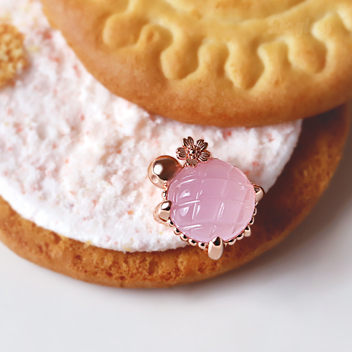 🍡RT 이벤트🍡

그간 격조하였습니다! 오랜만에 새로운 프로젝트로 찾아뵙습니다.
2025년 여름, 새롭게 돌아온 <멜론빵 거북이 주얼리 Ver.2!>
홍보를 도와주시는 분들께 원하시는 리워드를 보내드립니다💗

🐢oO(7월 7일 텀블벅 오픈!)
🌸tumblbug.com/doglass18