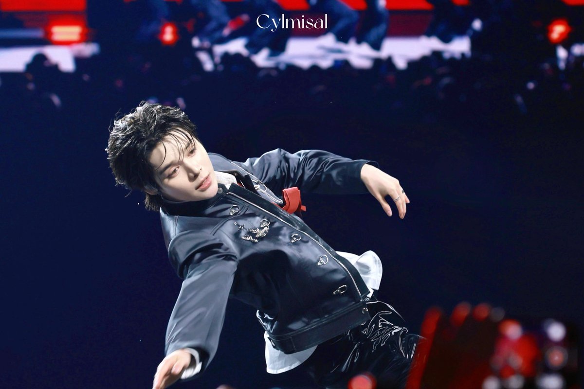 cylmisal's tweet photo. 250628 SMT London
😍

#JJ #JUSTIN #JUSTINJAY 
#SMTR25 #제이제이   #SMTOWNINLONDON https://t.co/EX5ehYhwQo