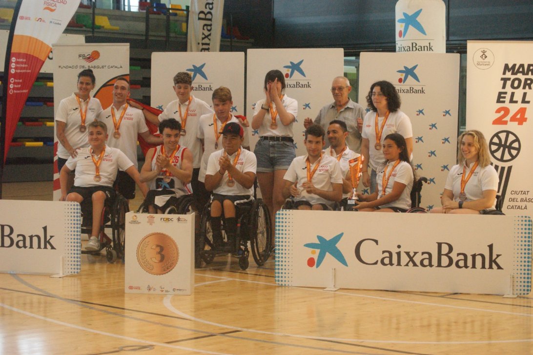BSREspaña (@bsrespana) on Twitter photo 👀 Atentos en unas horas...¡arranca el Campeonato de España <a href="/caixabank/">CaixaBank</a> Promesas Sub22 🏆!
🏀𝐌𝐮𝐜𝐡𝐚 𝐬𝐮𝐞𝐫𝐭𝐞 𝐚 𝐭𝐨𝐝@𝐬 🤞🏻
<a href="/zuzenakclub/">Club Zuzenak</a> | <a href="/FMDDF/">FMDDF</a> | <a href="/fcedf_/">FCEDF</a>| <a href="/somosadapta/">Somos Adapta</a>-<a href="/UCAMMURCIABSR/">UCAM MURCIA BSR</a> | <a href="/admecony/">ADM Econy</a> | <a href="/FESAVALENCIA/">FESA C. Valenciana</a>
No te pierdas ni un partido aquí youtube.com/@sipuedestv/st… 👀 Atentos en unas horas...¡arranca el Campeonato de España <a href="/caixabank/">CaixaBank</a> Promesas Sub22 🏆!
🏀𝐌𝐮𝐜𝐡𝐚 𝐬𝐮𝐞𝐫𝐭𝐞 𝐚 𝐭𝐨𝐝@𝐬 🤞🏻
<a href="/zuzenakclub/">Club Zuzenak</a> | <a href="/FMDDF/">FMDDF</a> | <a href="/fcedf_/">FCEDF</a>| <a href="/somosadapta/">Somos Adapta</a>-<a href="/UCAMMURCIABSR/">UCAM MURCIA BSR</a> | <a href="/admecony/">ADM Econy</a> | <a href="/FESAVALENCIA/">FESA C. Valenciana</a>
No te pierdas ni un partido aquí youtube.com/@sipuedestv/st…