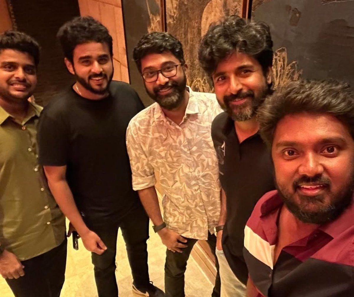 RJ Vijay (@rjvijayofficial) on Twitter photo Happy Birthday <a href="/KalaiArasu_/">Kalai Arasu</a> na❤️❤️❤️ Wishing you the best in everything 🤗 love you always naa❤️ Happy Birthday <a href="/KalaiArasu_/">Kalai Arasu</a> na❤️❤️❤️ Wishing you the best in everything 🤗 love you always naa❤️