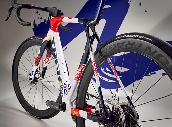 Trek dévoile sa nouvelle peinture pour le Tour de France 2025 : matosvelo.fr/index.php?post…