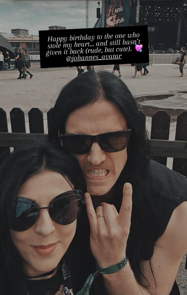 AvatarFreakshow's tweet photo. These two are too cute. #GetARoom https://t.co/wwVPNt46kT