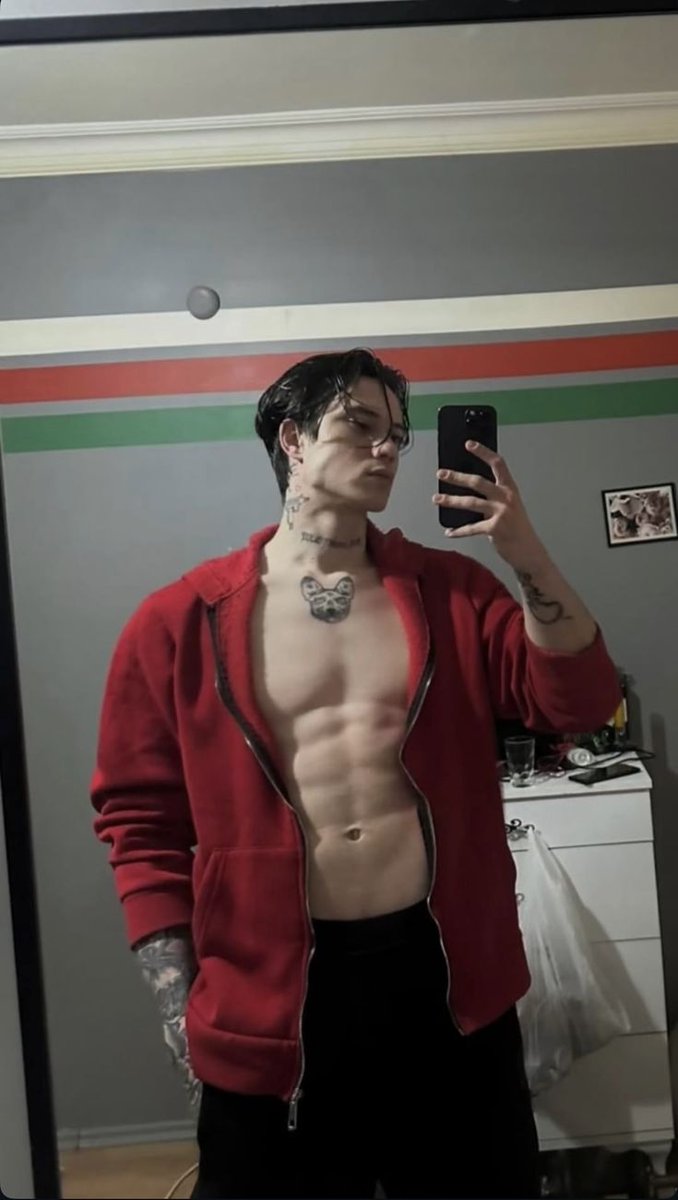 ㅤㅤㅤㅤㅤㅤㅤ        🖋️
      
          Yo a ella me la gané sin tirar labia. 

ㅤㅤㅤㅤㅤㅤㅤ