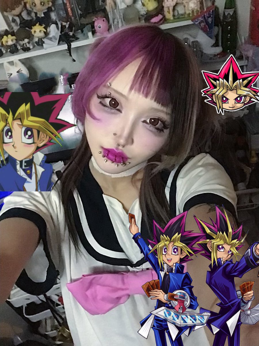 pulla4ngel's tweet image. 金髪×赤紫？ピンク？×黒で実は武藤遊戯カラーなのだ
