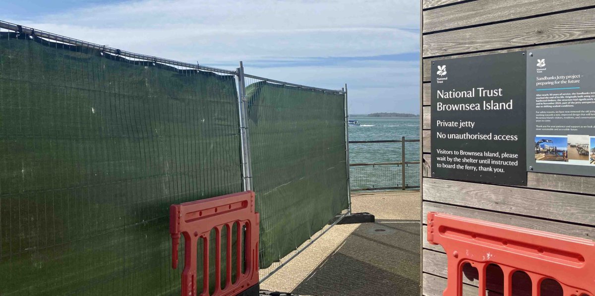 Restoration of Brownsea ferry from Sandbanks gets planning approval  swanage.news/restoration-of…