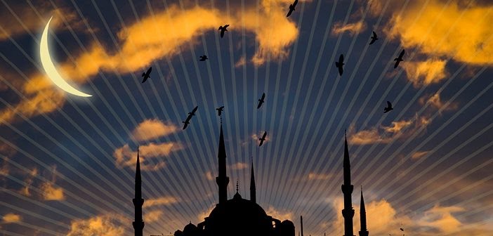 Rasûlullah ﷺ şöyle buyurdu: 

"Gelecek seneye kadar yaşayacak olursam, Muharrem ayının dokuzuncu günü oruç tutarım." 

(Müslim, Sıyâm 13)