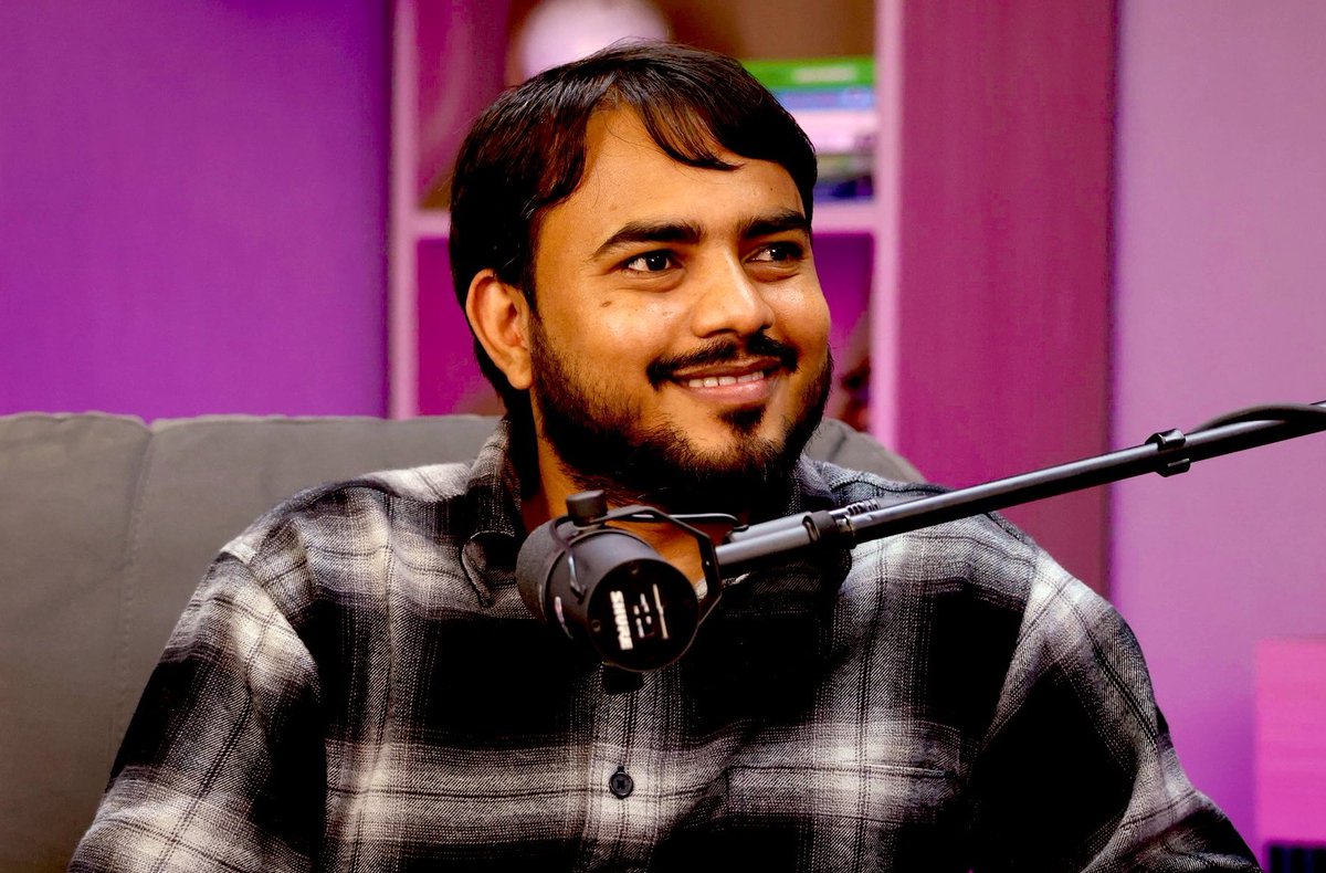 JNU के रिसर्च स्कॉलर "परमिंदर अम्बर" बड़े भाई जी को जन्मदिन की हार्दिक शुभकामनाएं एवं बहुत बहुत बधाई।💐🎂💐

आप ऐसे ही अपनी आवाज को बढ़ाते रहें आप हमेशा स्वस्थ रहें मस्त रहें ।🙏🏻❤️