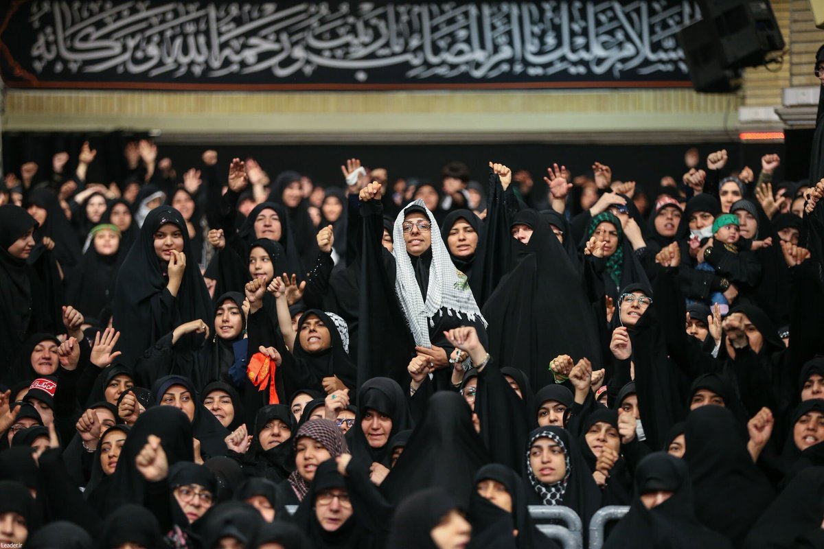 sayeh_mahtabi's tweet image. یا اباعبدالله
ما در هر شرایطی پای عزای تو ایستادهایم
#روضه_تعطیل_شدنی_نیست