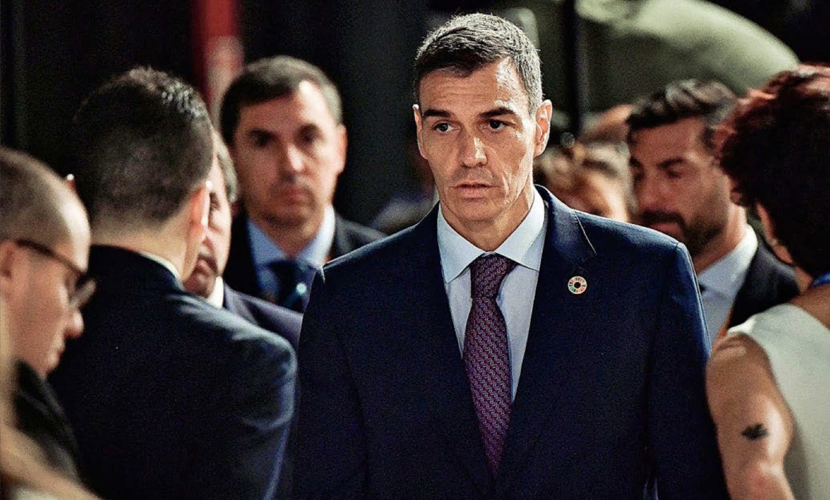 Esta foto… 

📍 Conferencia financiación al desarrollo ONU, Sevilla 
📸 ⁦<a href="/AFP/">AFP News Agency</a>⁩