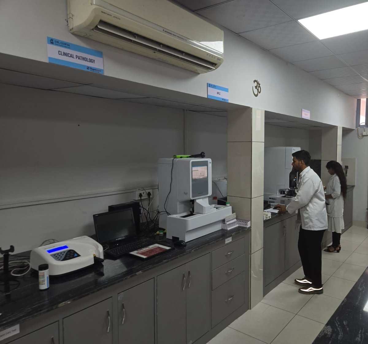 Thyrocare's tweet image. 🚀 Expanding Fast!
We&apos;re proud to launch our 1st diagnostic lab in Uttarakhand in partnership with Dr. Gupta’s.
📍Roorkee becomes home to our 34th lab, bringing quality &amp;amp; affordable diagnostics closer to you.  #Thyrocare #DrGuptaLab #Healthcare