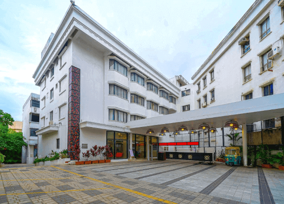 reports_growth's tweet photo. Olive By Embassy launches Open Hotels: The world’s first remote, AI-native hotel operator; India-born platform slashes staff ratios by 57%

#OliveByEmbassy #OpenHotels #SayNoToPlastic #Yash #pressrelease #Growth #GrowthReports #NEWS

Read the full report: https://t.co/NhJ7f0bGo7 https://t.co/P57tcrDZXG