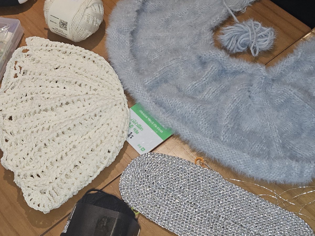 그동안 뜨친과 뜨친의 모임을 가졌듬
이제 나도 3인 카뜨 가능자 ㅋㅋ 꺄악