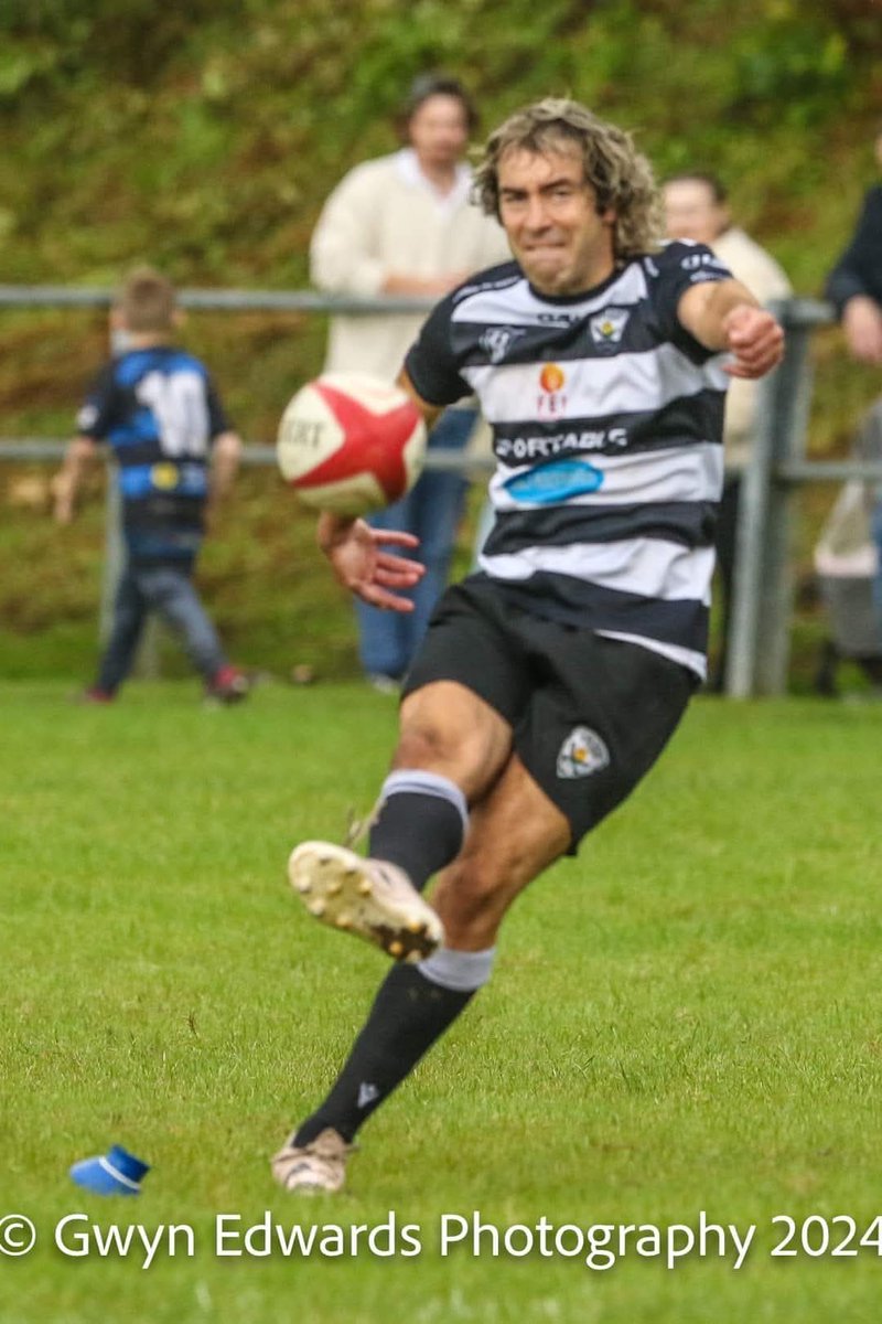 Penblwydd Hapus to the evergreen Steven Hewitt. 

🎂🎉🥳⚫️⚪️
