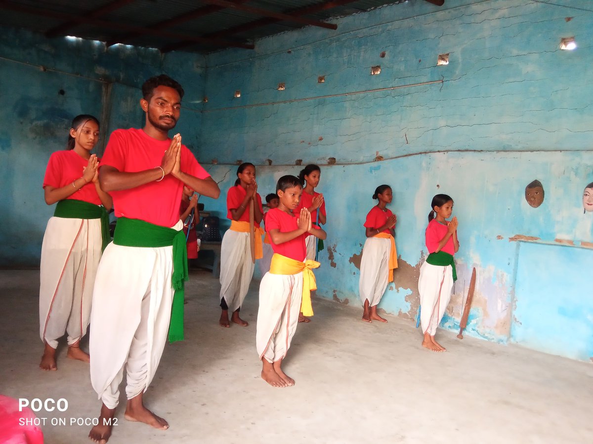 Glimpses of an ongoing training programme on Seraikela Chhau under the guidance of Guru Smt. Kusumi Pattayanayak, Seraikela, Jharkhand, under Kala-Deeksha series of the Sangeet Natak Akademi, New Delhi.

#music #dance #drama #artist #folk #culture #SangeetNatakAkademi