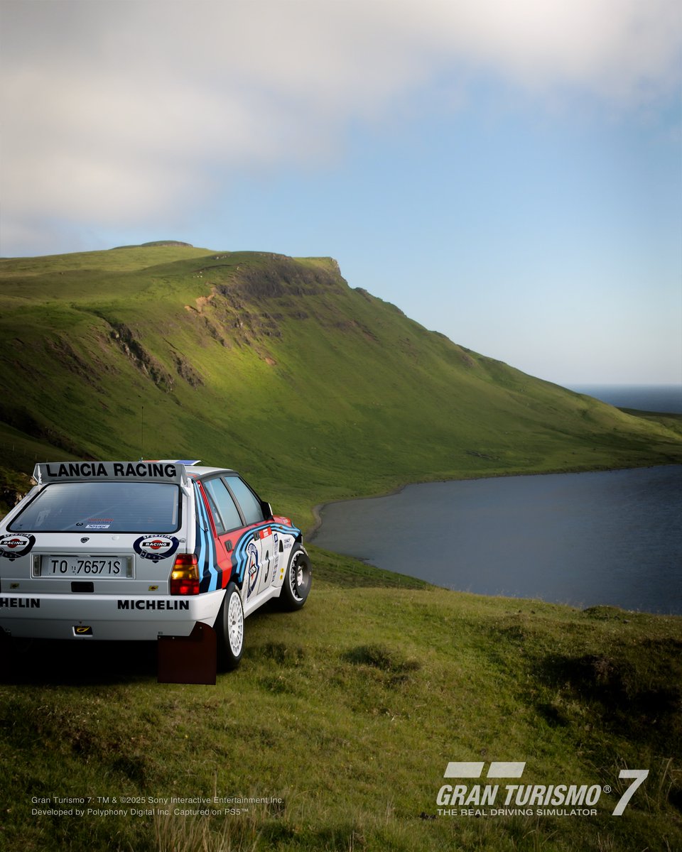 thegranturismo's tweet image. Views of North West Skye, Loch Mor from above, rugged coastal edges, cosy Armadale village scenes, Linlithgow Palace by its tranquil loch, and a magnificent sunset illuminating the A863.
  
Update 1.60 Featured Scapes curation:
Scotland

#GT7 #GranTurismo #Scapes #Scotland