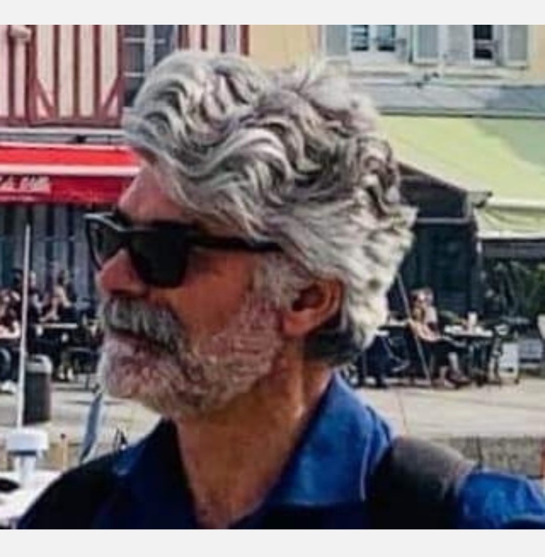 fernand_viegas's tweet photo. As pessoas não querem ouvir o que tens para lhe dizer, querem ouvir o que elas querem  dizer. 2004 Fernand-Viégas. Les gens ne veulent pas entendre ce que tu as à leur dire, ils veulent entendre ce qu'ils veulent te dire. 2004 Fernand-Viégas https://t.co/wnn5E2xps7 https://t.co/h1XVjR6TCQ