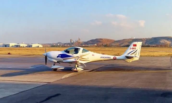 Savunma Sanayii Başkanlığı, Jandarma Eğitim Uçağı (JEU) Projesi kapsamında 10+5 adet uçak tedariki gerçekleştirecek.