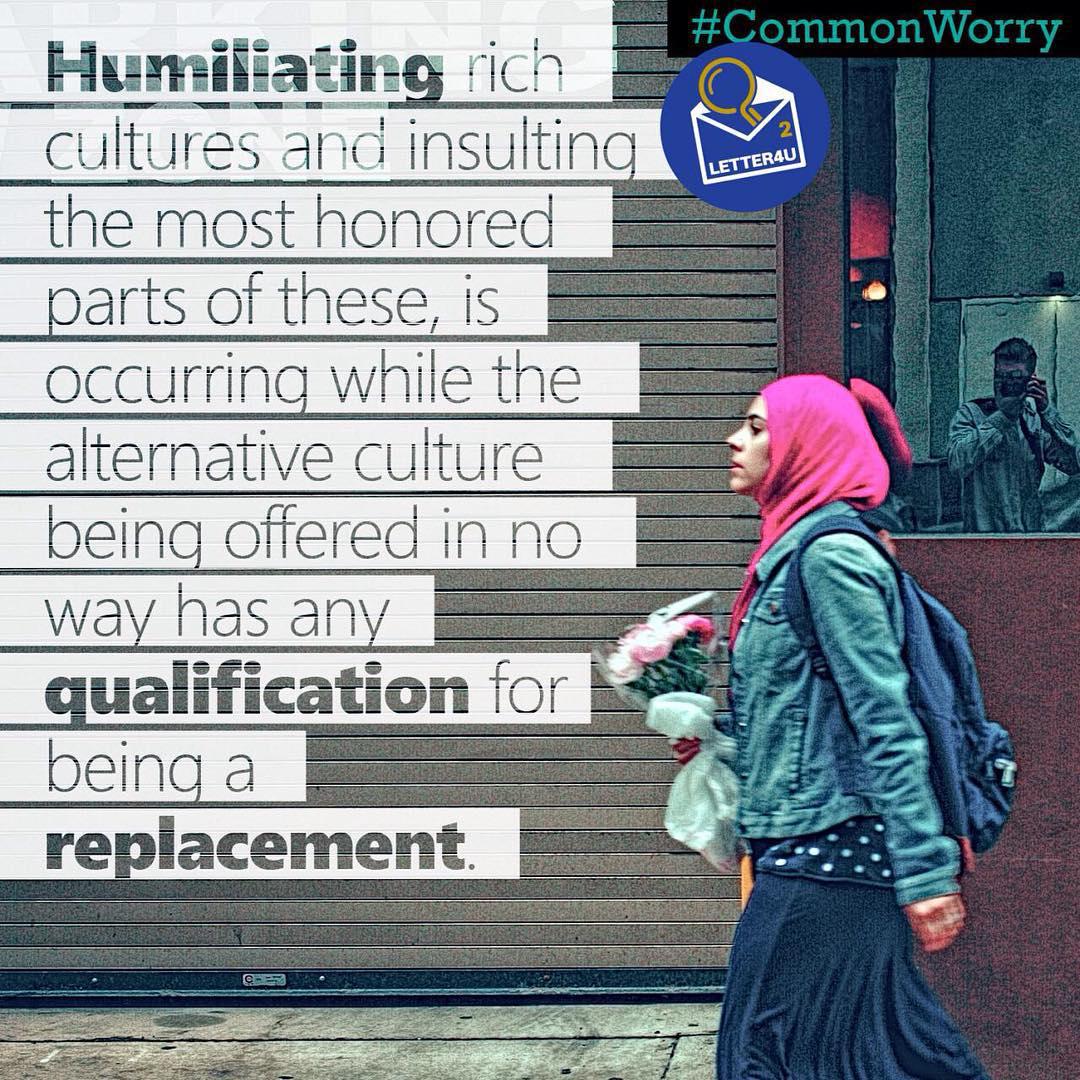 LeilaF664324's tweet image. The world is invited to read and think about the letter Ayatollah Khamenei has written to address people around the world. You can find the letter through the link below:
#LETTER4U