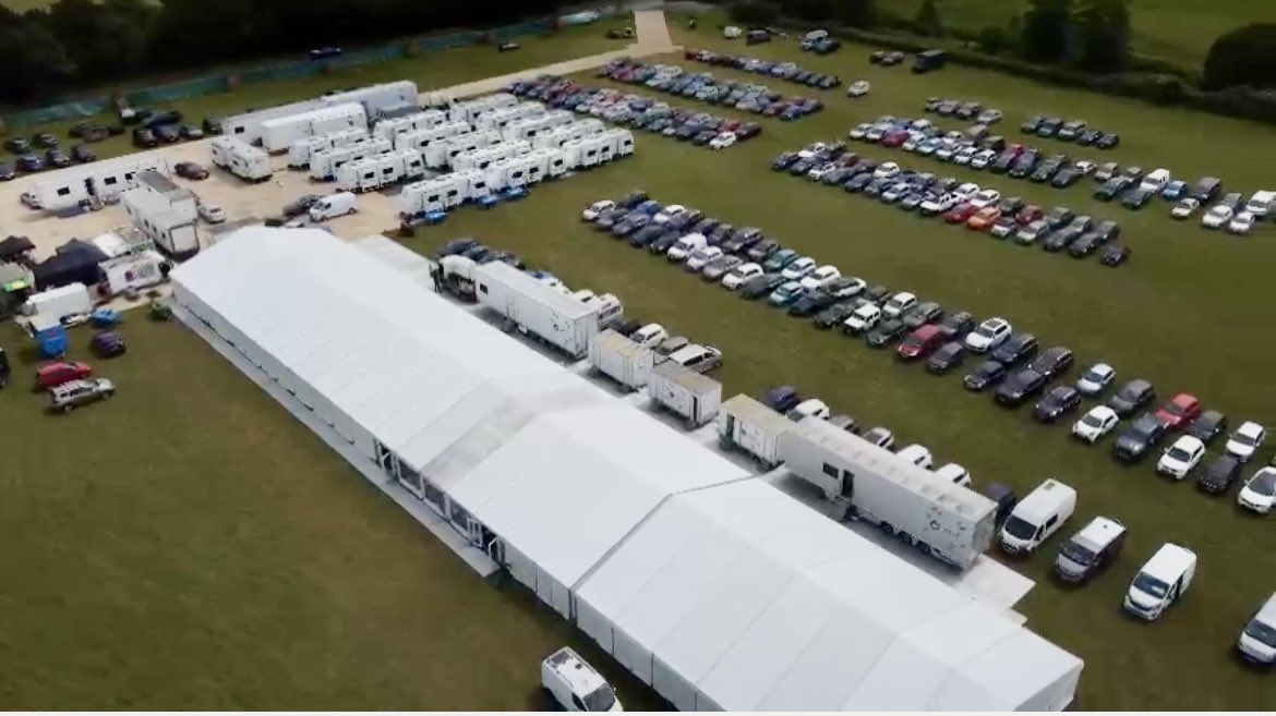 marsproctor's tweet photo. Straight lines city 👌
A perfect illustration of @FacilitiesByADF unique joint offering to productions.
With @AutotrakRoadway & @locationoneltd part of the #ADFGroup we are offering enhanced operational benefits and efficiencies to productions 🤩🌱♻️🌏🚛🎞️🎬🎥 https://t.co/su3lfwzD9l