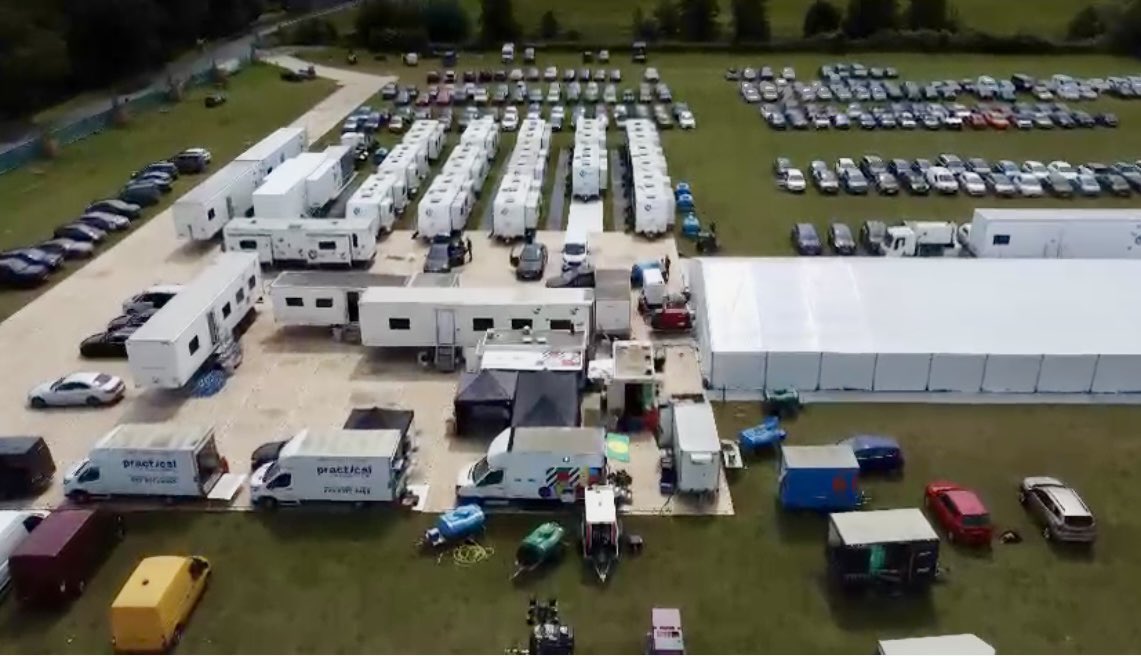marsproctor's tweet photo. Straight lines city 👌
A perfect illustration of @FacilitiesByADF unique joint offering to productions.
With @AutotrakRoadway & @locationoneltd part of the #ADFGroup we are offering enhanced operational benefits and efficiencies to productions 🤩🌱♻️🌏🚛🎞️🎬🎥 https://t.co/su3lfwzD9l