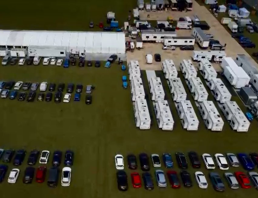 marsproctor's tweet photo. Straight lines city 👌
A perfect illustration of @FacilitiesByADF unique joint offering to productions.
With @AutotrakRoadway & @locationoneltd part of the #ADFGroup we are offering enhanced operational benefits and efficiencies to productions 🤩🌱♻️🌏🚛🎞️🎬🎥 https://t.co/su3lfwzD9l