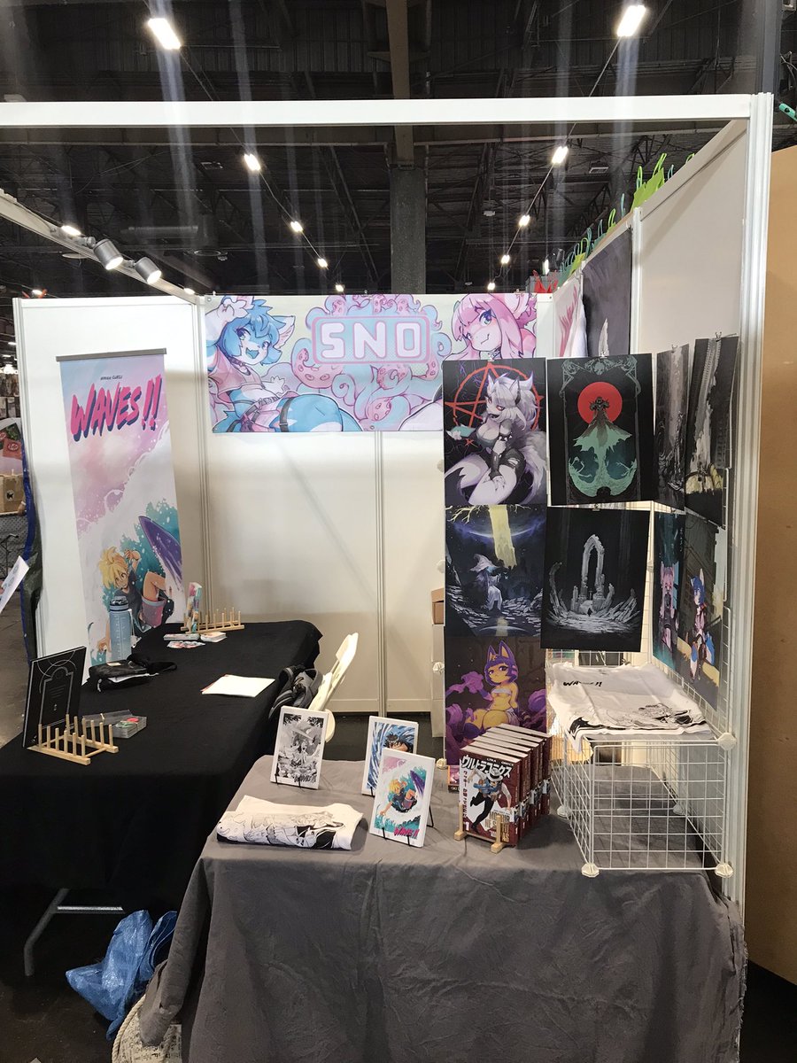 FloofSno's tweet image. I will be at Japan expo Paris for the next 4 days on the booth of my publisher @KomicsI and with a fellow author "Waves" !
I have limites stock on everything so if you want something don’t wait too much !