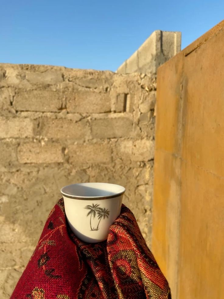 .

الحمد لله على القناعة التي تجعلك 
     ترى كل شيء خيرة من الله .

💕🥱🙋🏻‍♀️