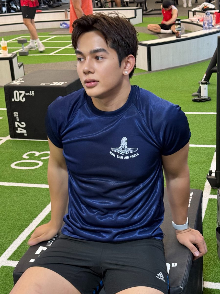 man (@manwattha) on Twitter photo 