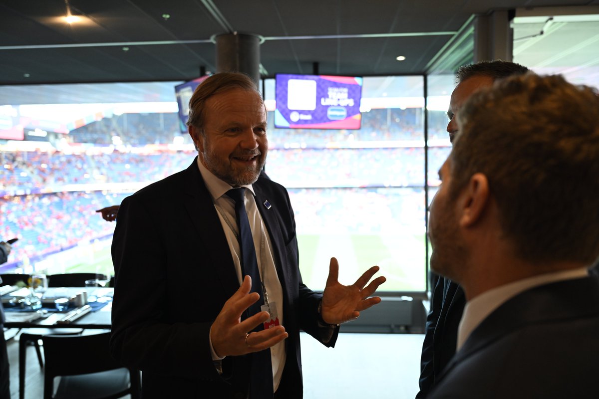 DSGBjornBerge's tweet image. Congratulations to Norway 🇳🇴 2⃣ - 1⃣ 🇨🇭! What a start of the UEFA Women's EURO 2025 at a packed stadium in Basel last night⚽️
Women’s football is growing and shows the way for more #equality #participation and #respect in line with @coe standards @WEURO2025 @UEFA #WEURO2025